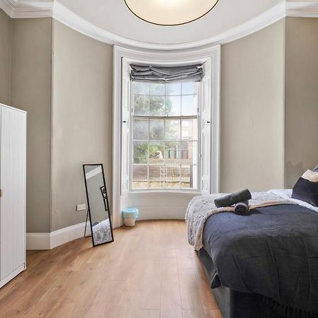Lovely Central Wakefield Apartment - Parking 外观 照片